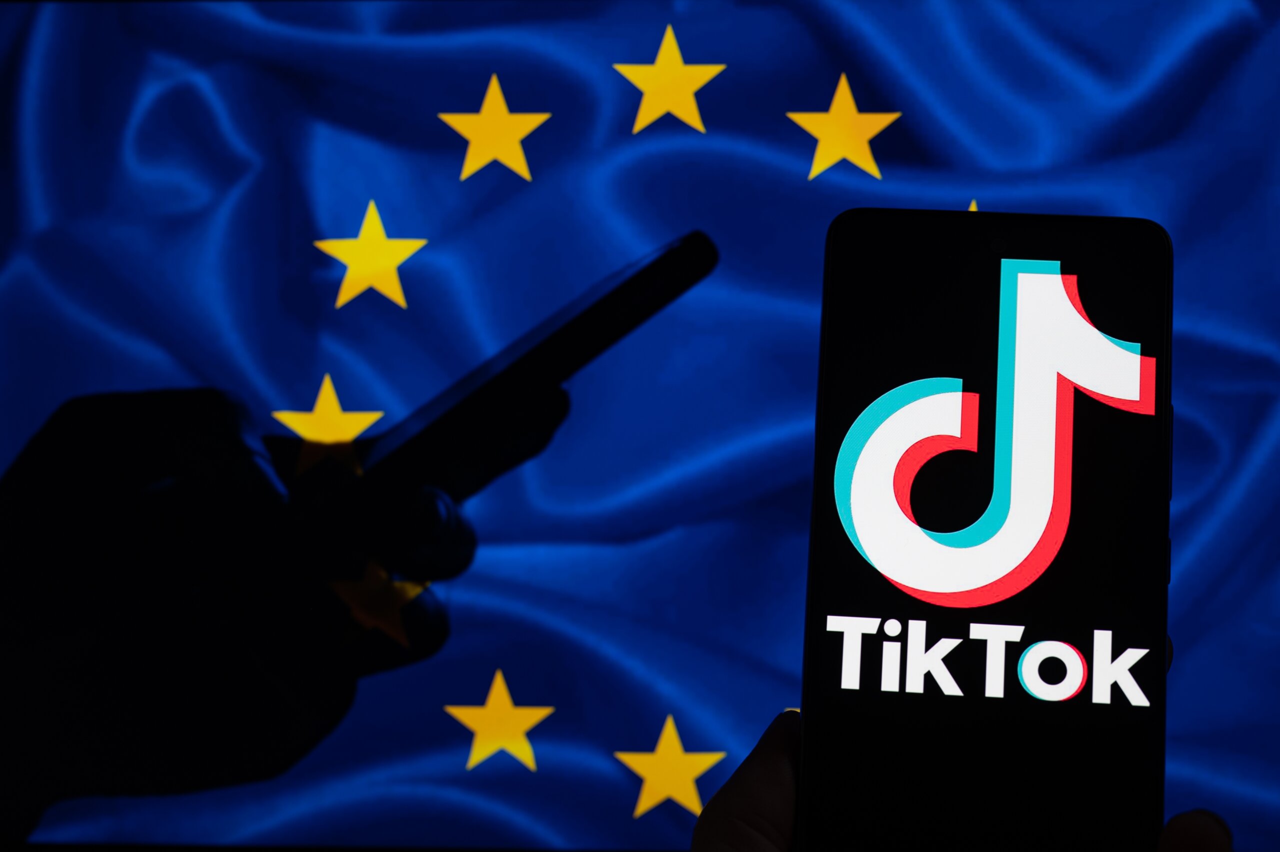 DSA: Comissão Avalia Incumprimento do Regulamento dos Serviços Digitais pela Plataforma TikTok
